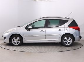 Peugeot 207 - 2011