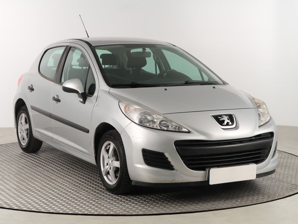 Peugeot 207 - 2009