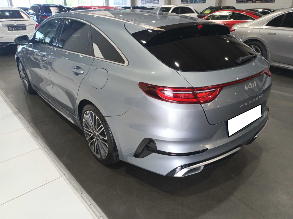 Kia ProCeed