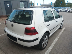 Volkswagen Golf 2003