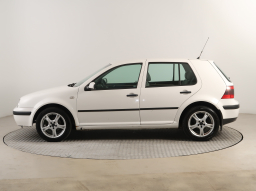 Volkswagen Golf 2003