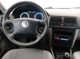 Volkswagen Golf 2003