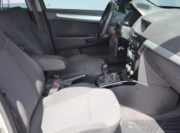 Opel Astra 2010