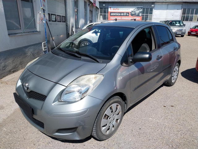 Toyota Yaris 2009