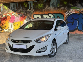 Hyundai i40, 2012