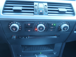 BMW 5 2004