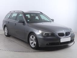 BMW 5 2004 Combi šedá 6