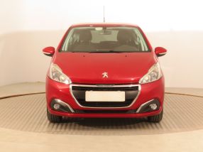 Peugeot 208 - 2015