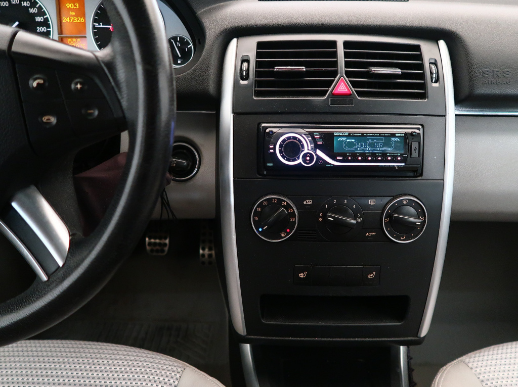Mercedes-Benz B