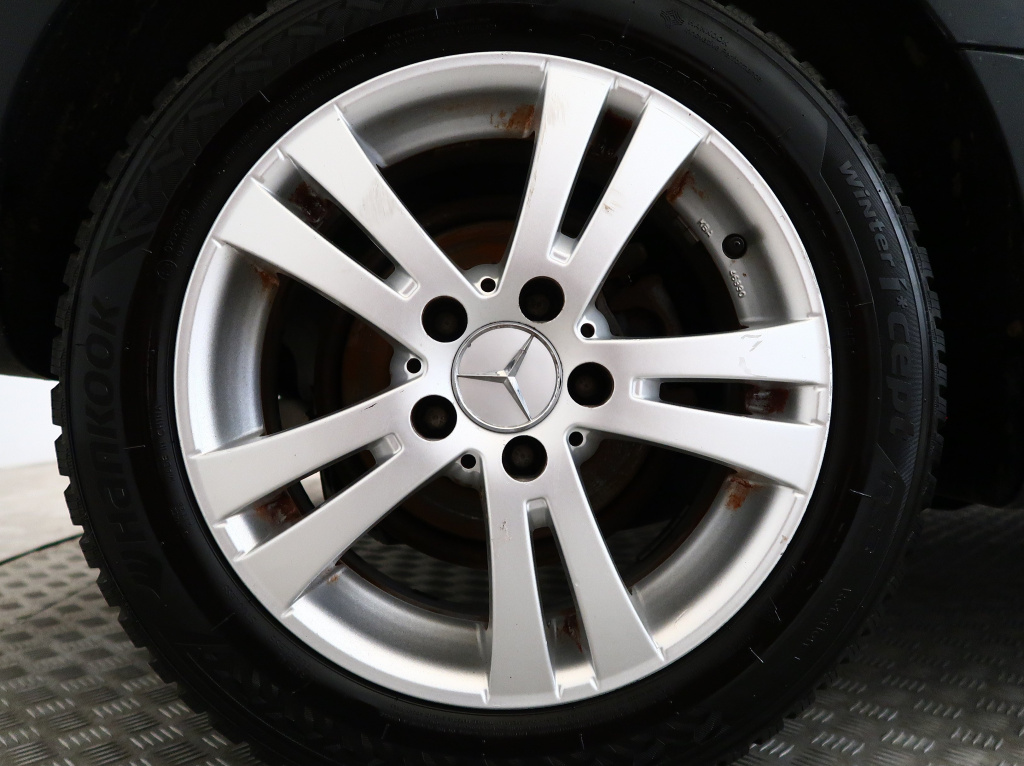 Mercedes-Benz B