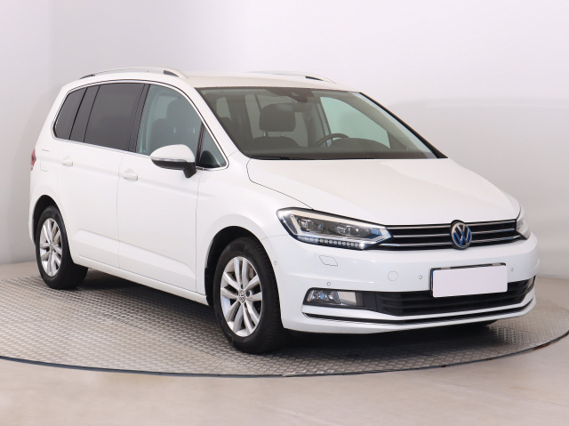 Volkswagen Touran 2016