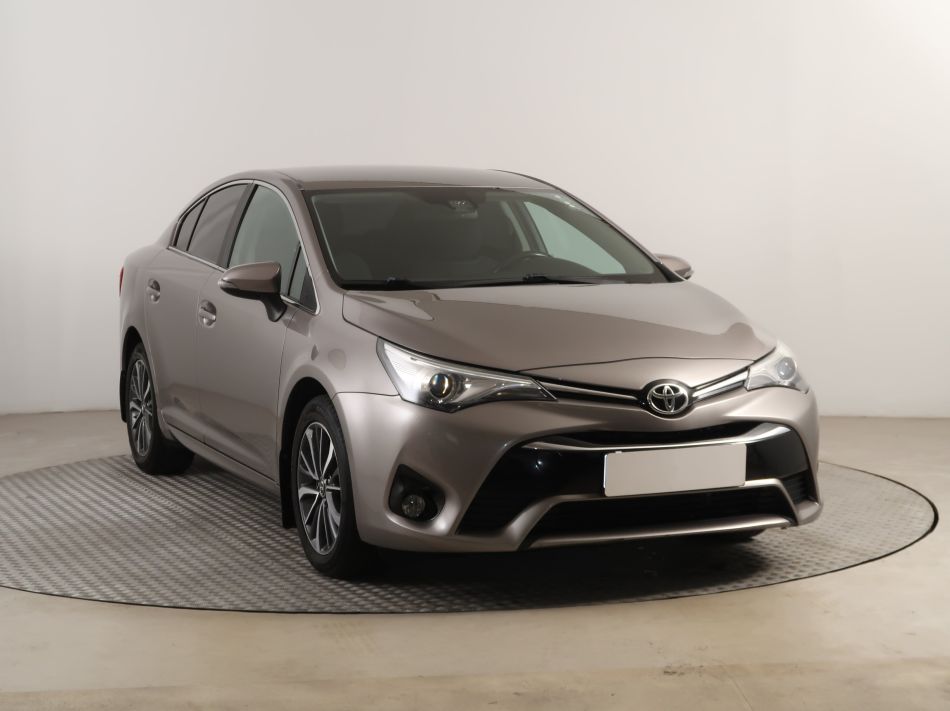 Toyota Avensis - 2016