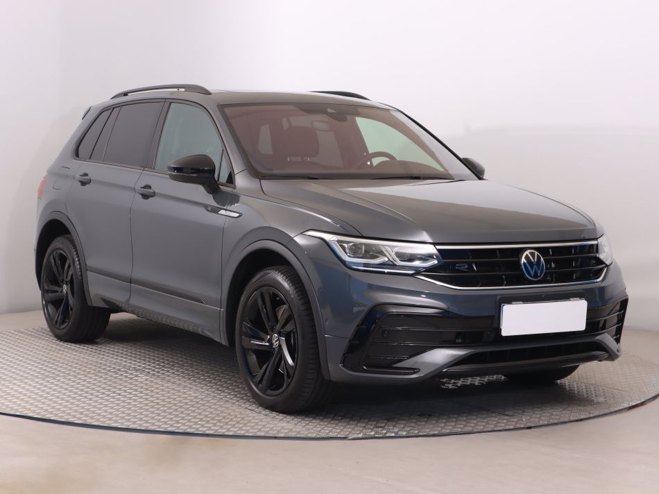 Volkswagen Tiguan - 2022