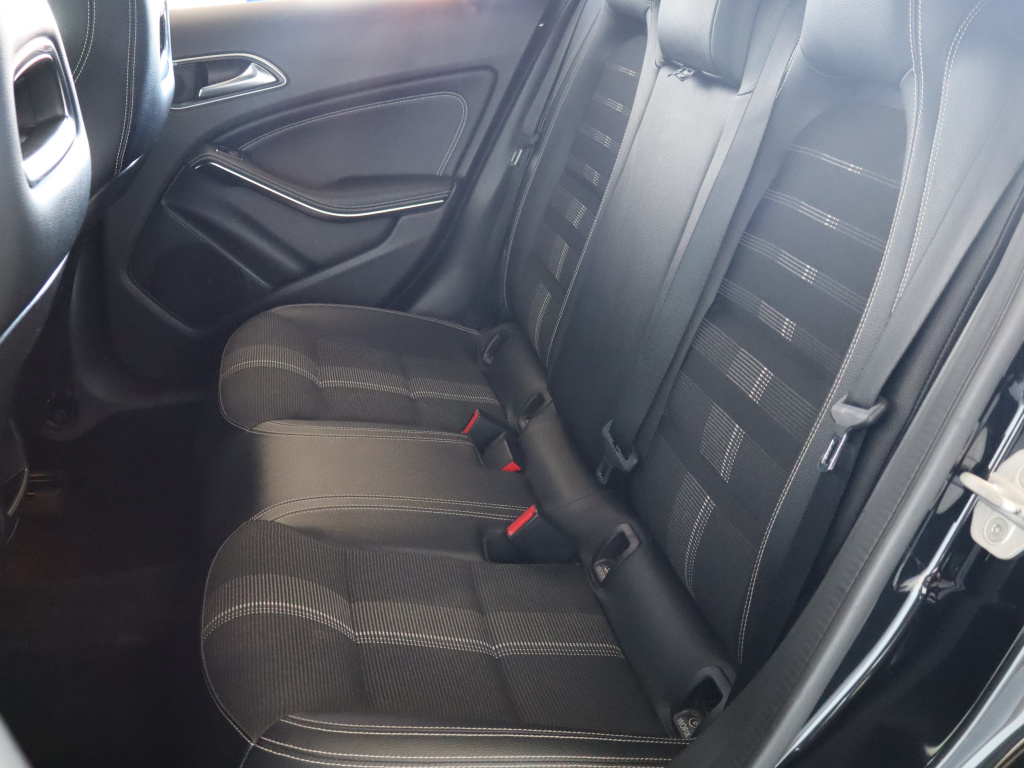 Mercedes-Benz A