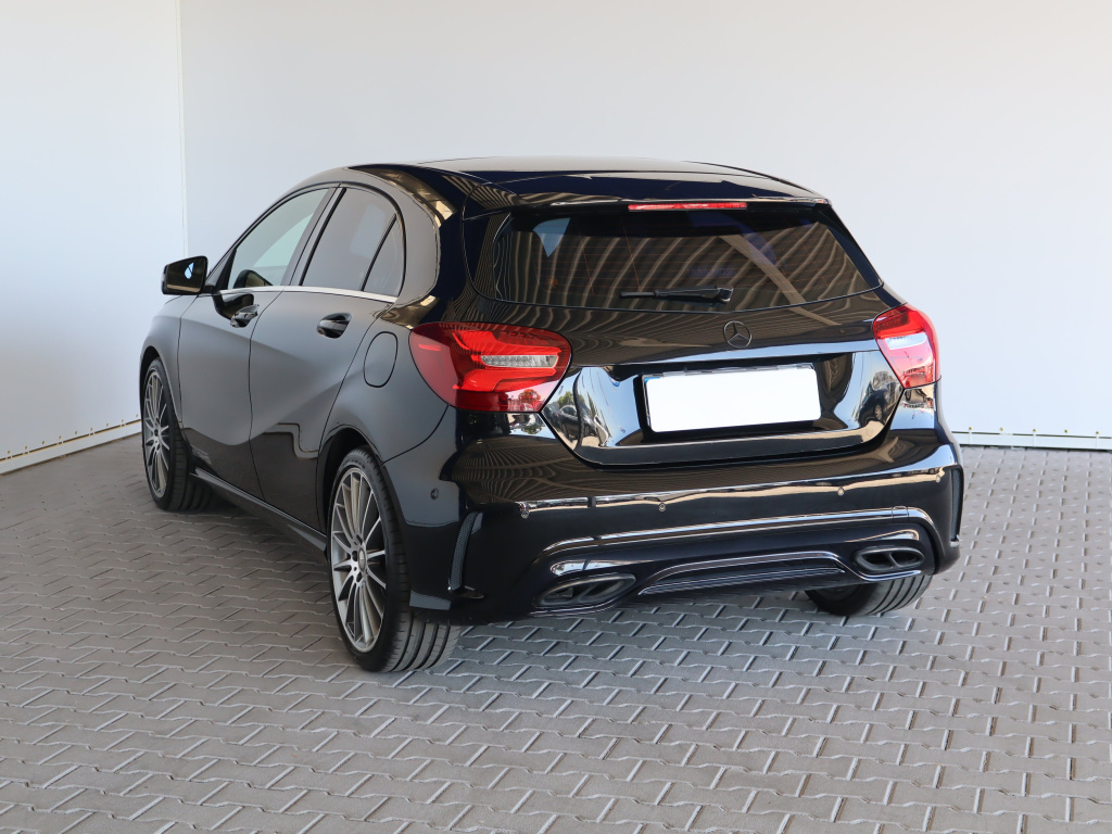 Mercedes-Benz A