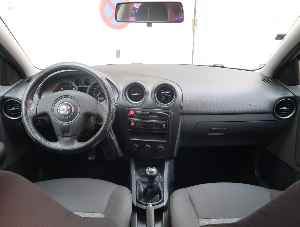 Seat Cordoba