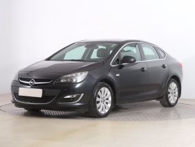 Opel Astra - 2014