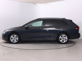 Volkswagen Golf - 2021