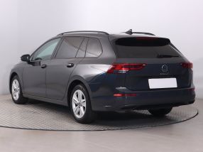 Volkswagen Golf - 2021