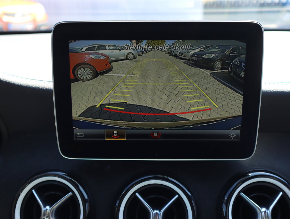 Mercedes-Benz A