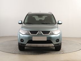 Mitsubishi Outlander - 2009