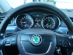 Škoda Superb 2010