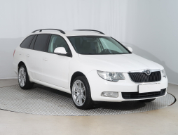 Škoda Superb 2010
