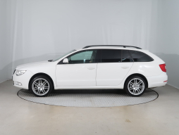 Škoda Superb 2010