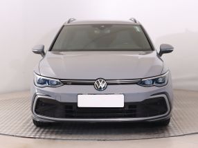 Volkswagen Golf - 2021