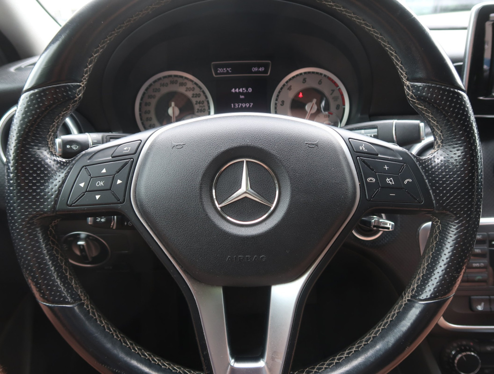 Mercedes-Benz A
