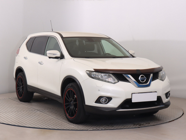 Nissan X-Trail 2015