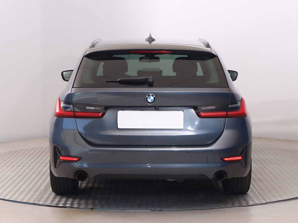 BMW 3