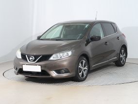 Nissan Pulsar - 2015