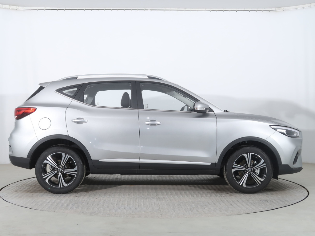 MG ZS SUV