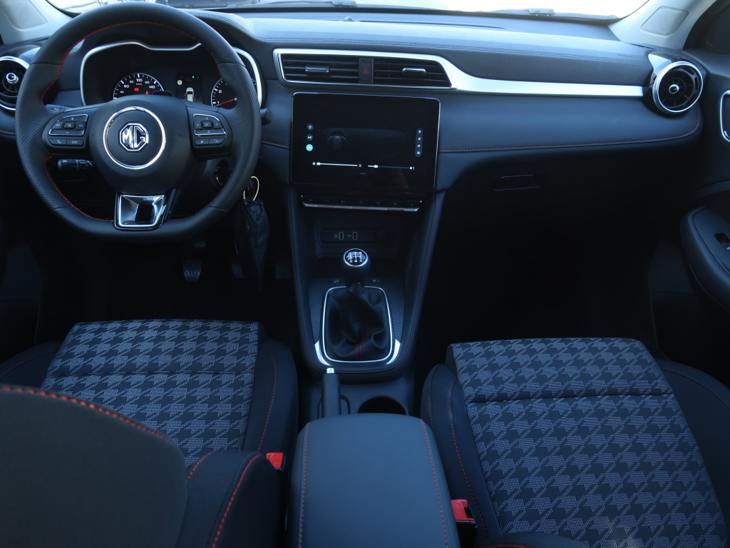 MG ZS SUV