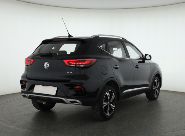 MG ZS SUV