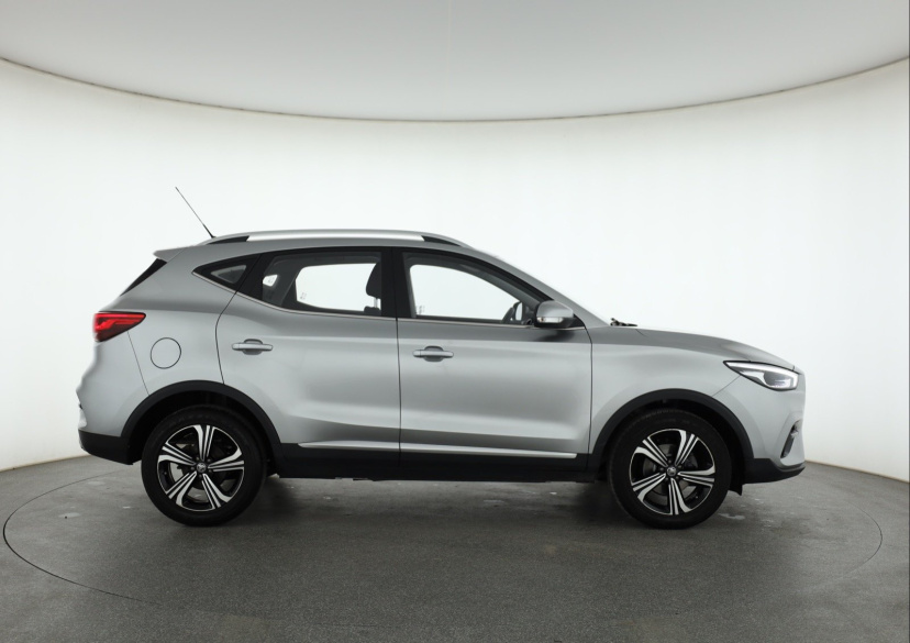 MG ZS SUV, 2024