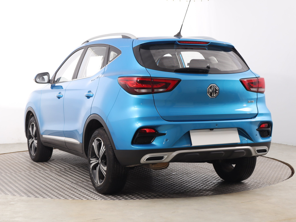 MG ZS SUV