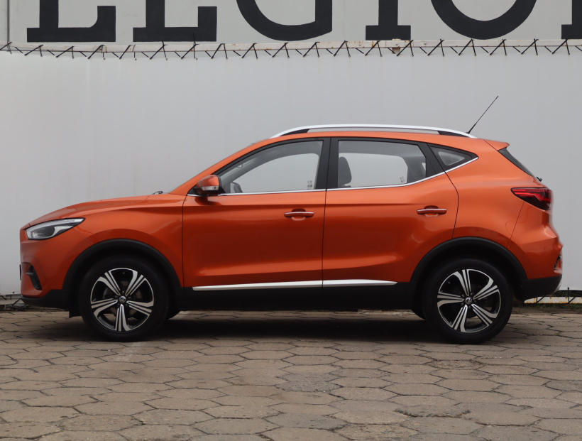 MG ZS SUV, 2025