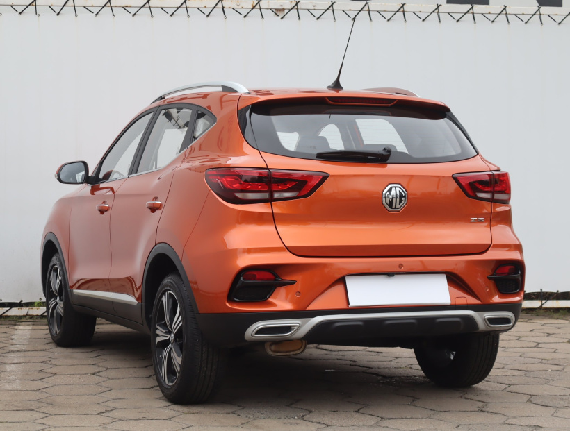 MG ZS SUV, 2025