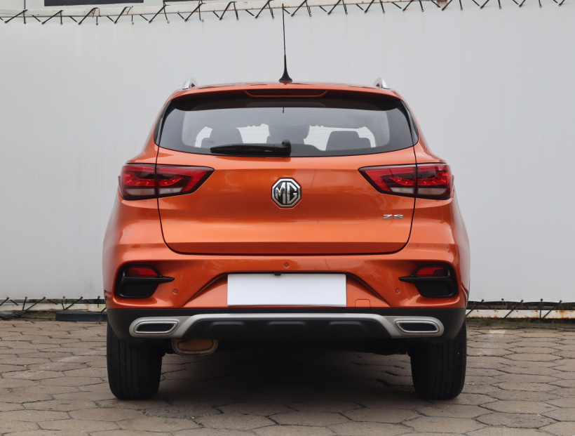 MG ZS SUV, 2025
