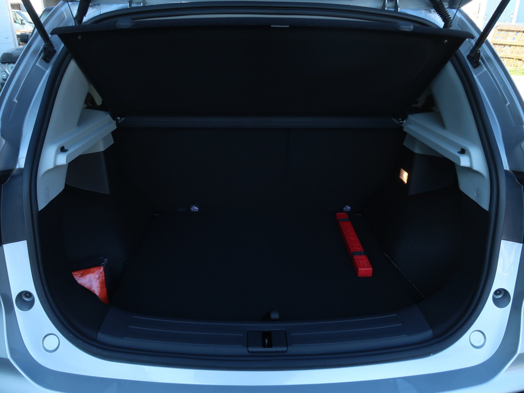 MG ZS SUV
