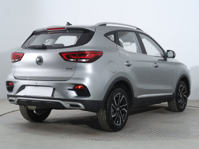 MG ZS SUV