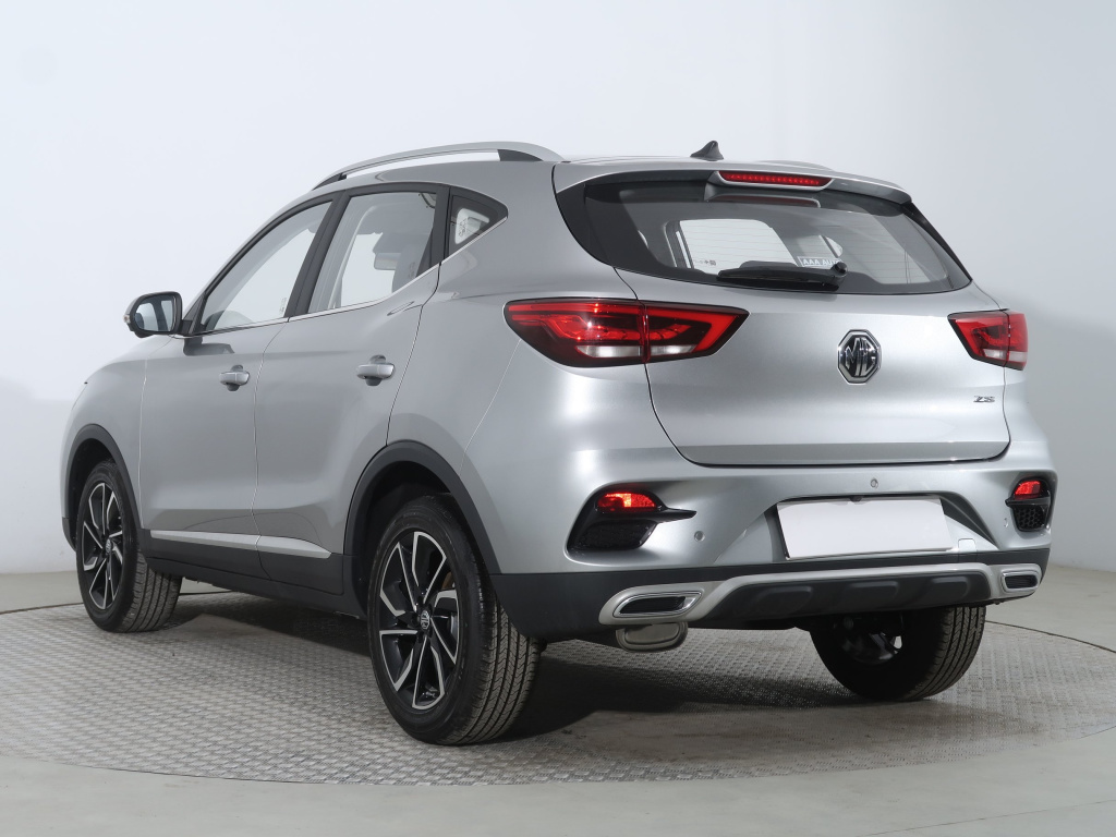 MG ZS SUV