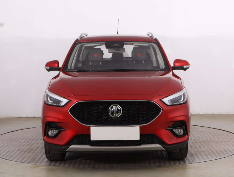 MG ZS SUV, 2025