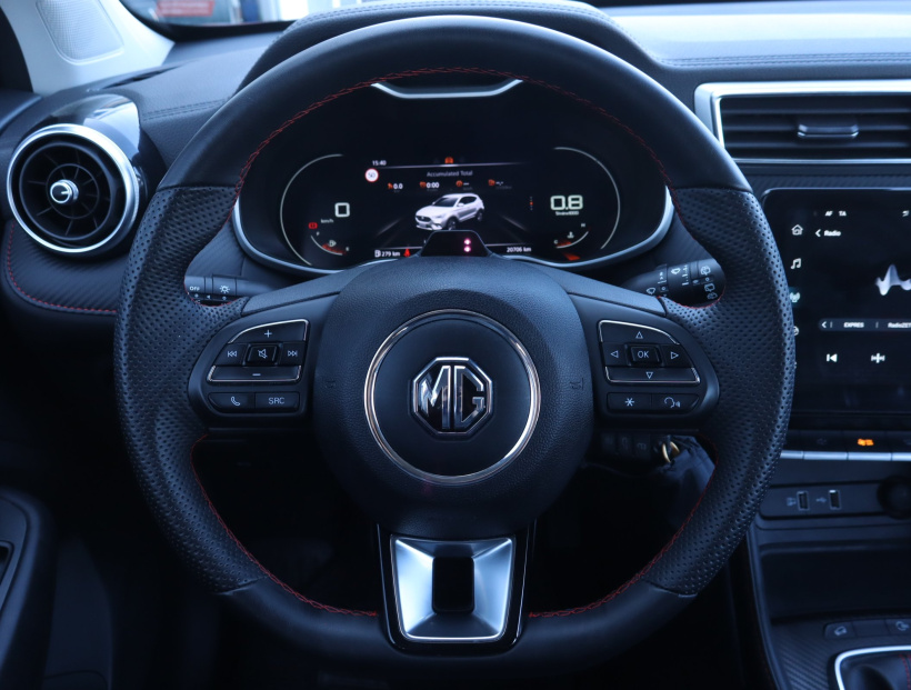 MG ZS SUV, 2025