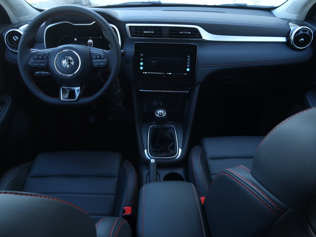MG ZS SUV