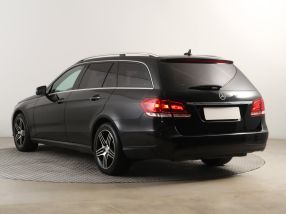 Mercedes-Benz E - 2014