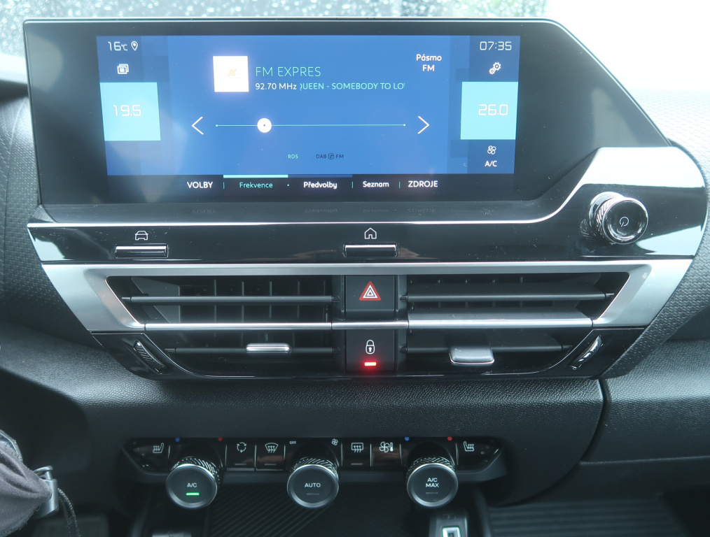 Citroen e-C4