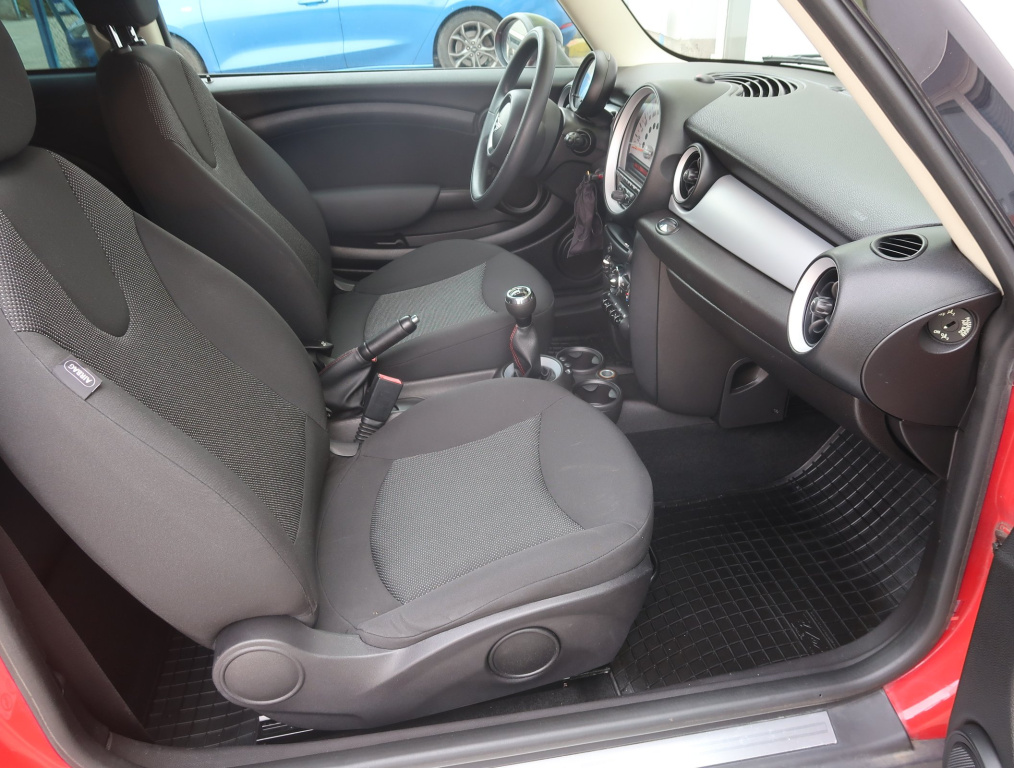 MINI 3-door